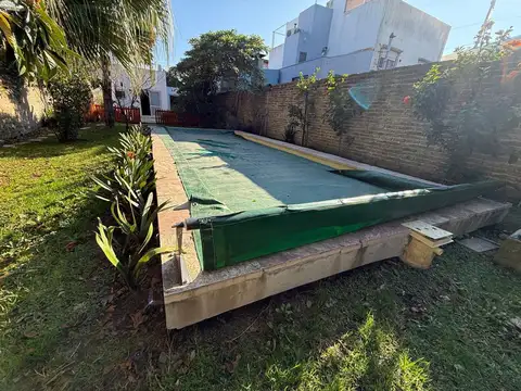VENTA CASA COCH DOBLE LOTE 866x50  PISCINA BERNAL