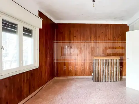 Local en Venta 60 años