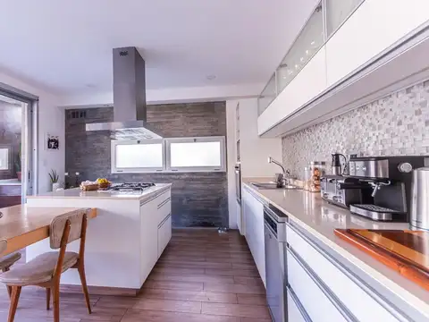 Casa en Venta al Este