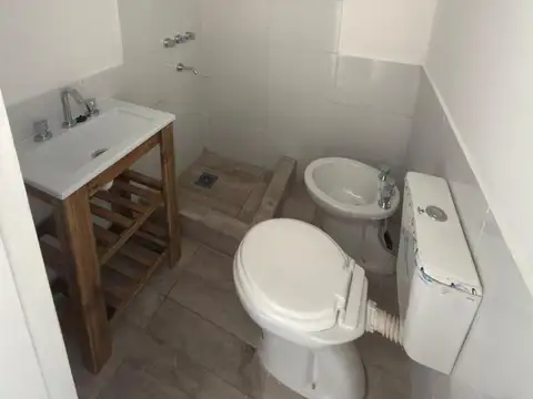 Depto Tipo Casa en Venta al Este