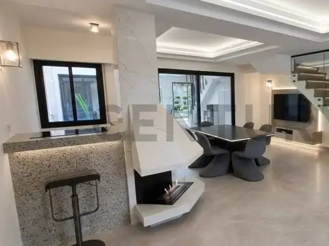 Casa en Venta en Caballito Sur, USD 295.000