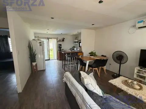 Casa 3 ambientes con 1 baño