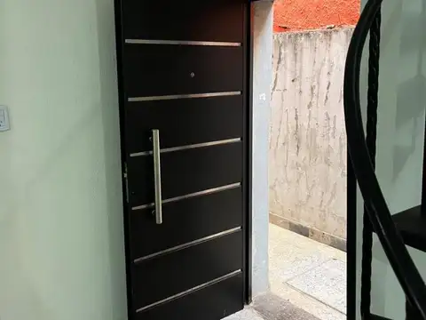 Depto Tipo Casa en Venta de 3 dormitorios