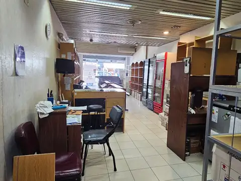 En  Venta/Local  comercial en  Irigoyen  al  0