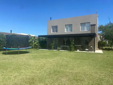 Casa en Alquiler Temporal de 3 dormitorios