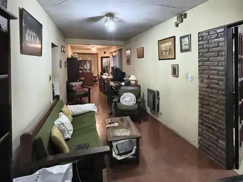 Casa en Venta con 1 cochera
