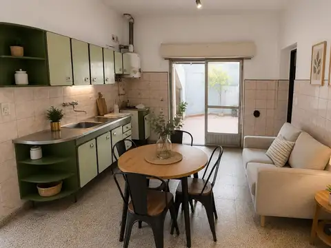 Alquiler PH tres ambientes con patio SIN EXPENSAS
