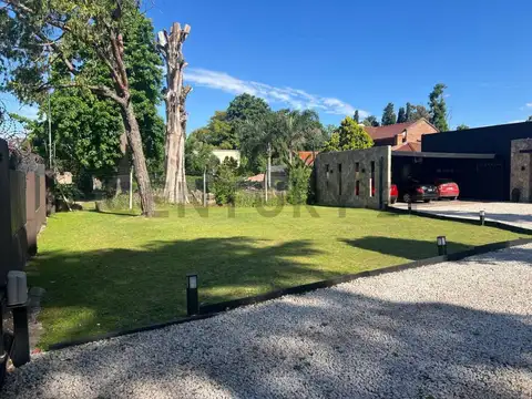 Casa en Venta en La Reja, USD 265.000