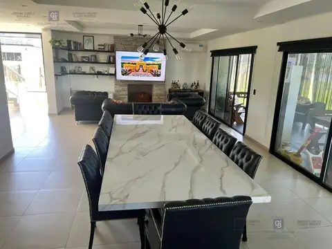 Casa 7 ambientes con 3 baños