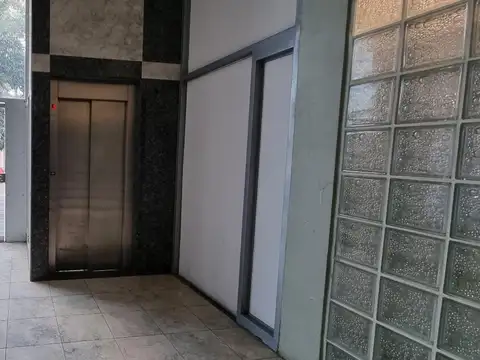 Av Belgrano 1900 , Piso 2