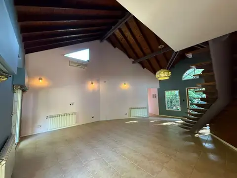 Alquiler Casa Zona Quintas 3 hab con pileta