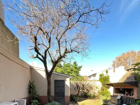 Depto. + local en venta con jardín y garage, San Fernando