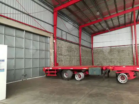 Galpon en Alquiler en Sarandi, USD 9.800