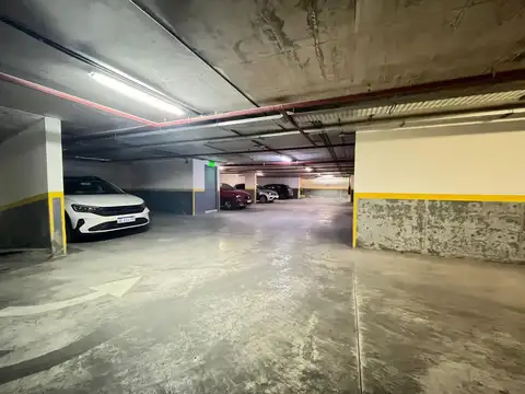 VENTA COCHERA AV CORRIENTES 3800 ALMAGRO