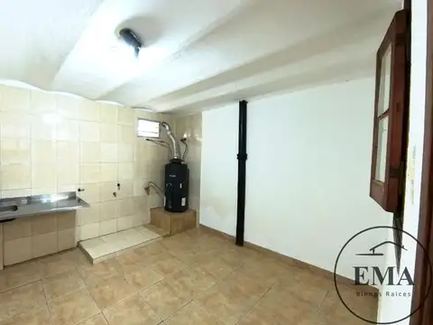 Depto Tipo Casa 15 ambientes con 2 baños