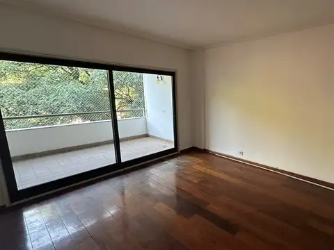 Departamento en Alquiler con 2 cocheras