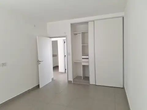ALQUILO DUPLEX 2D - GRAND BOURG