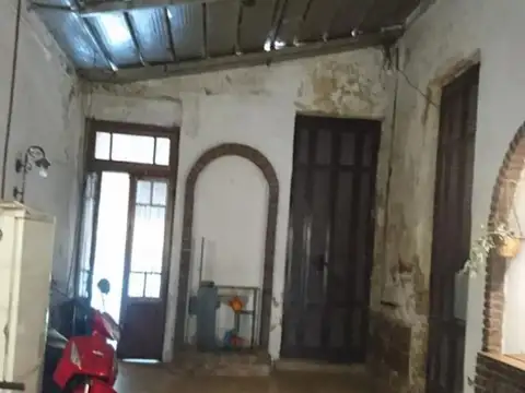 Venta de Casa  de 7 ambientes o mas en Parque Chacabuco