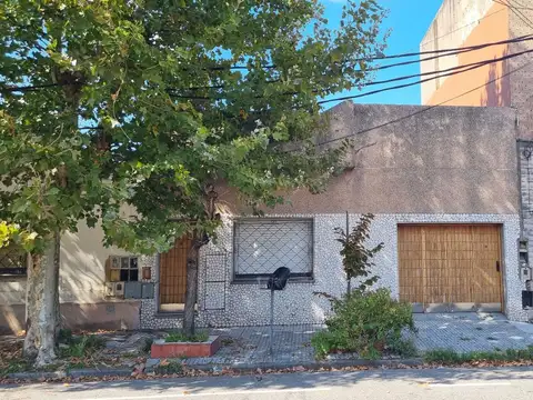 Casa - Lote propio - Venta Avellaneda- Piñeyro