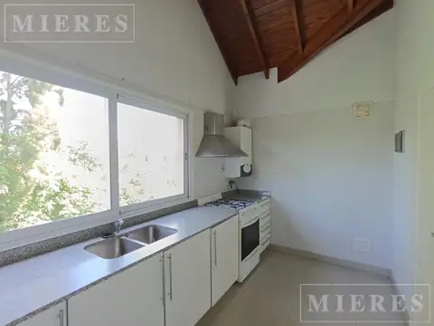 Departamento en Alquiler con 2 cocheras