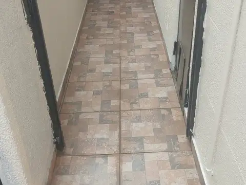 Depto Tipo Casa en Alquiler de 2 dormitorios