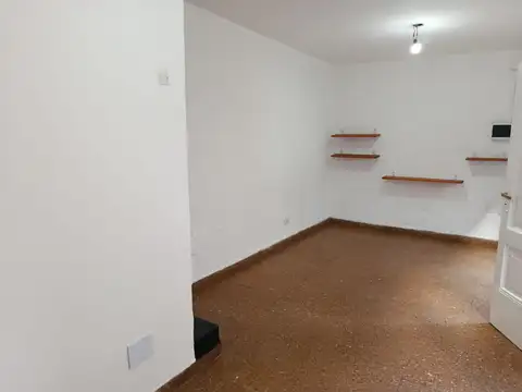 Depto Tipo Casa 3 ambientes con 2 baños
