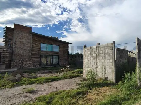 Nicolas Serpa 5100, Piso 0
