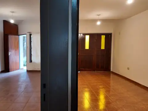 Mñor Lindor Ferreyra 6800