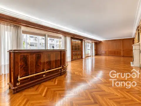 Venta Departamento Piso Recoleta Cinco Ambientes Frente Balcón Dependencia Cocheras Apto Crédit...