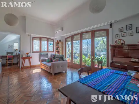 Depto Tipo Casa en Venta de 5 ambientes