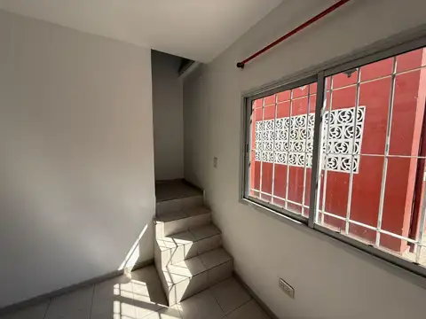 VENTA DUPLEX - LOS POLVORINES