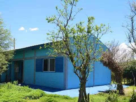 Casa de 3 habitaciones sobre Ruta 1-Terreno de 18.000mts2