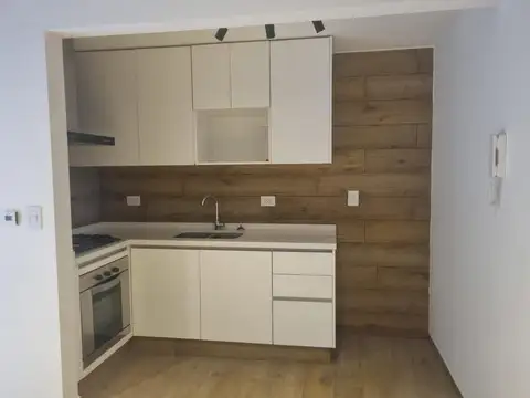 Departamento en Alquiler en Flores Norte, $ 800.000