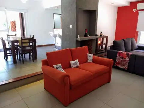 Casa en Venta en Los Paraisos, USD 190.000