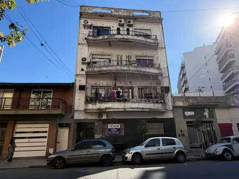 Departamento Tres Ambientes en Venta en Planta baja