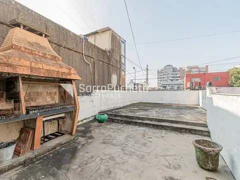 Depto Tipo Casa en Venta en Moron Sur, USD 88.000