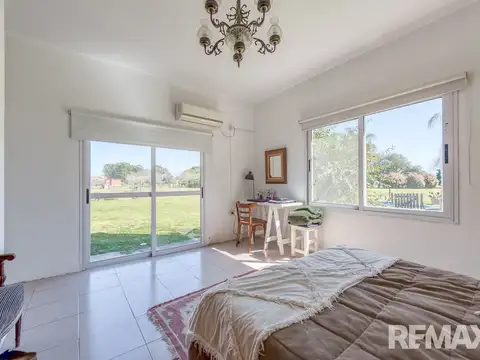 Casa 6 ambientes con 3 baños