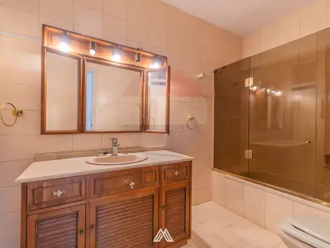 Departamento en Venta con 2 cocheras