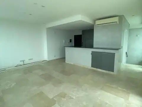 Departamento 4 ambientes con 5 baños