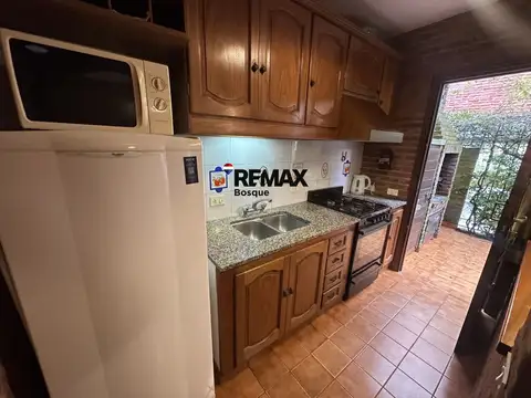 Depto Tipo Casa en Venta con 1 cocheras