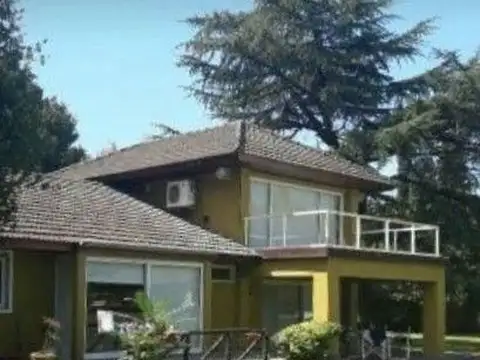 Luis Maria Drago 2500