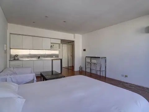 VENTA MONOAMBIENTE C/COCHERA - CABELLO SQUARE