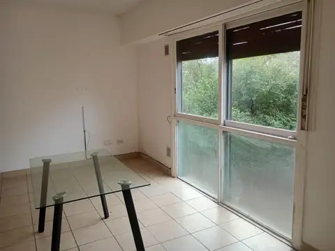 Departamento 2 AMB  BAÑO, COCINA Y LAVADERO. SUPER LUMINOSO