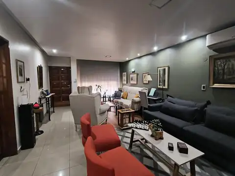 Casa en Venta en Mendoza, USD 240.000