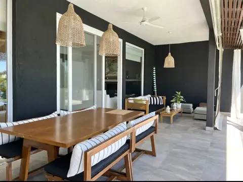 Casa en Alquiler Temporal en Benavidez, USD 12.500