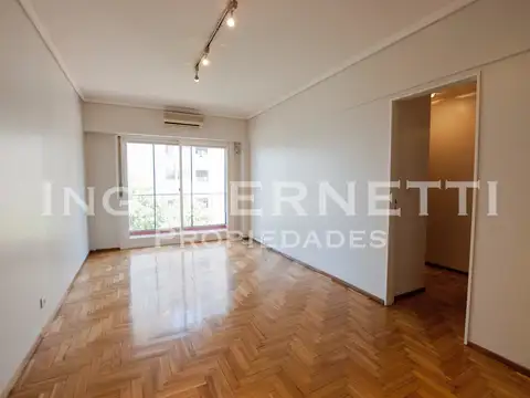 Excelente Semipiso 3 Ambientes con balcón - En la mejor ubicación residencial de Villa Urquiza -