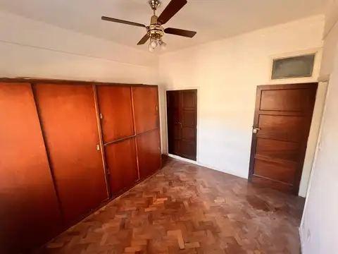 Departamento en Alquiler en Floresta, $ 650.000