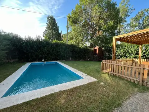 Casa 5 ambientes con 3 baños