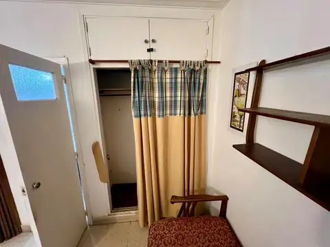 ALQUILER 24 MESES.1 AMBIENTE Y MEDIO DESPLAZADO LATERAL AMOB