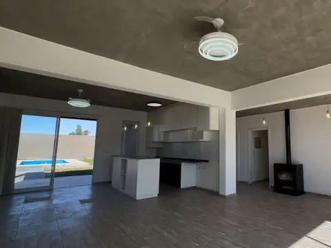 Casa en Venta en Rivadavia, USD 185.000